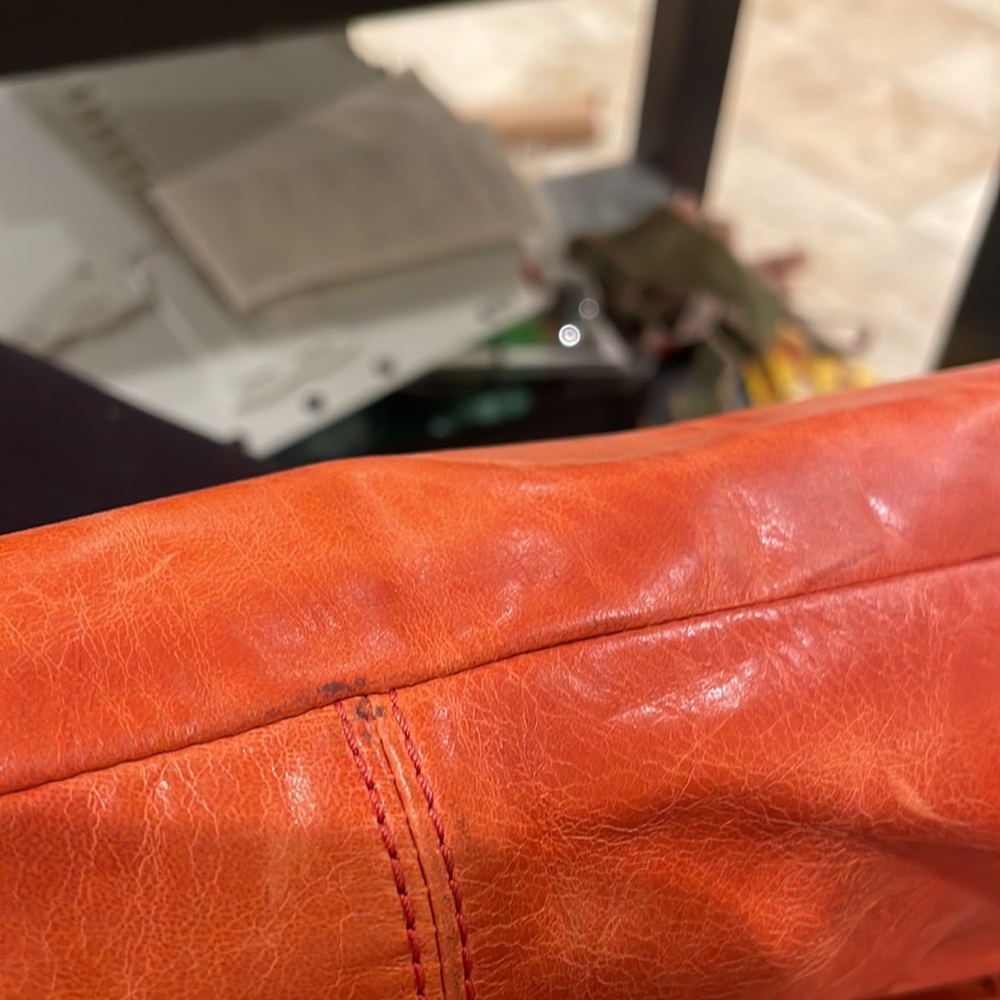 Well loved orange Coach bag - Picture 10 of 16